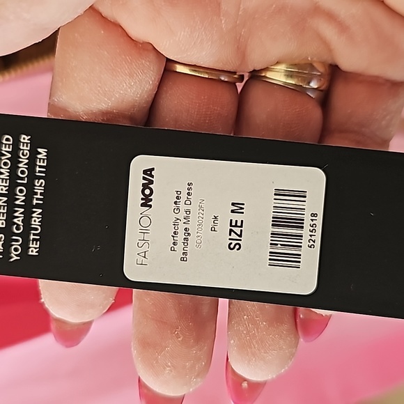 PINK DRESS WITH SHOULDER BOW - Picture 9 of 12